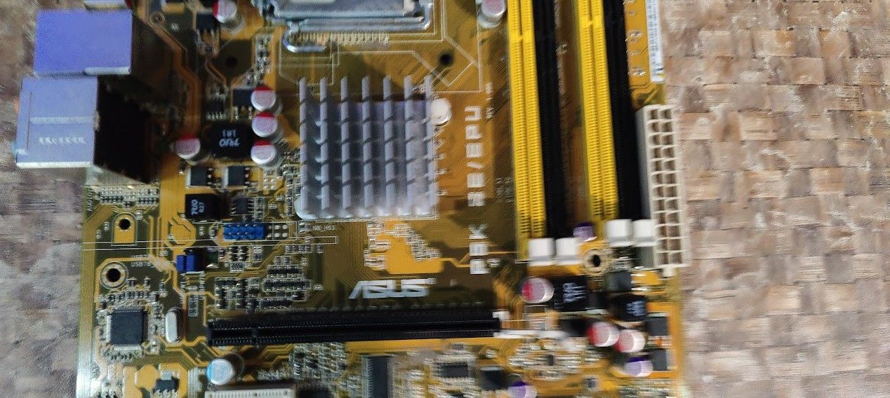 Мат. плата Asus P5K SE/EPU LGA775 P35 SATA ATX 4DDR2 № 232109113 - фото фото фото 1