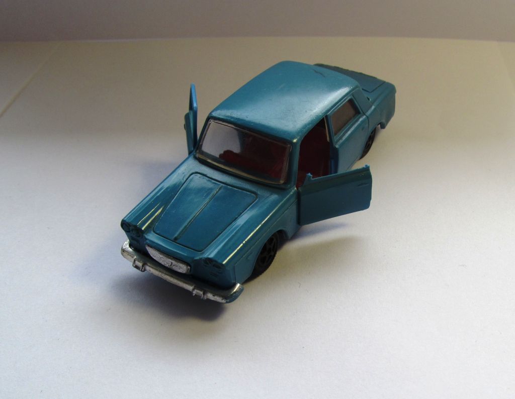 Lancia Flavia  модель 1:43 СССР ремейк 1:43 - фото фото фото 9