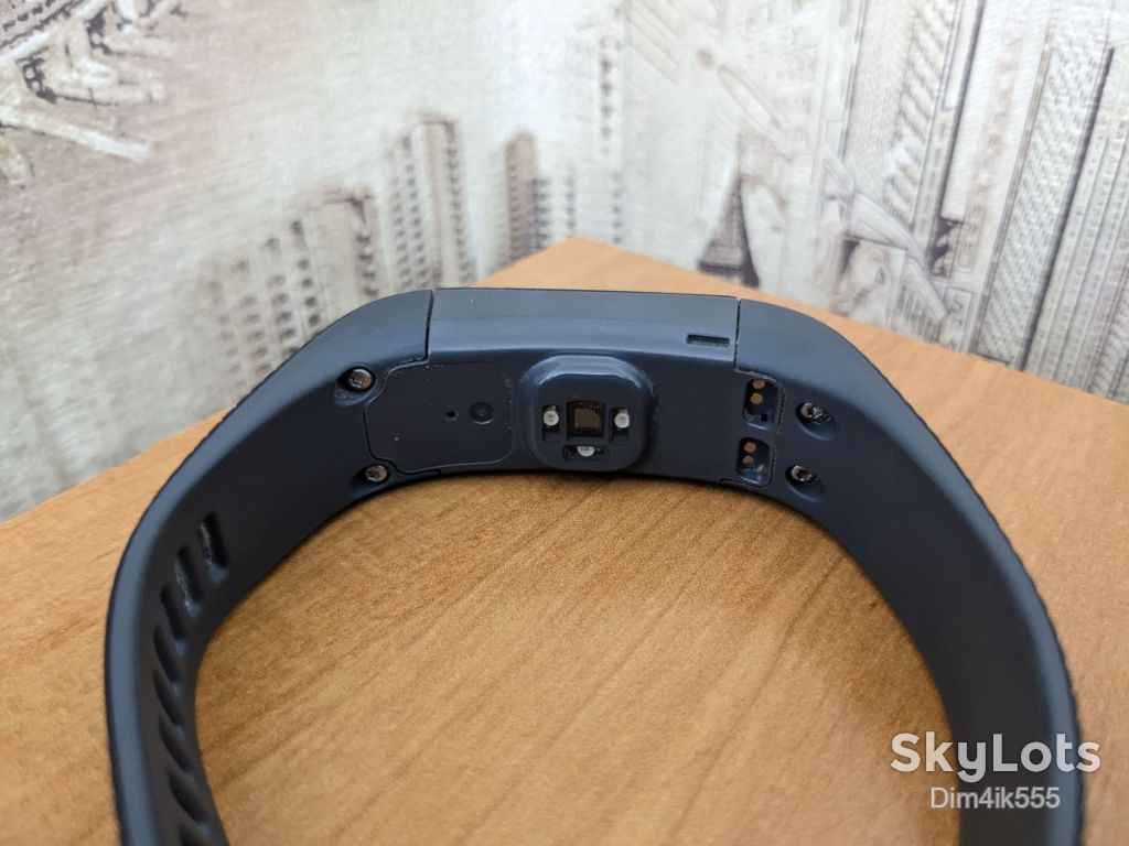 Фитнес-браслет Garmin Vivosmart HR+ Regular Black - фото фото фото 5