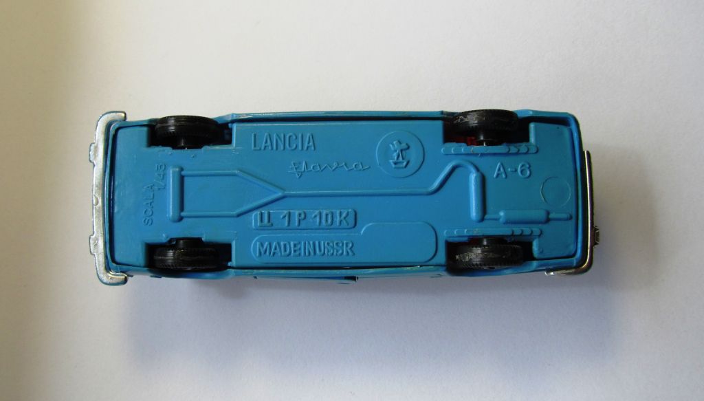 Lancia Flavia  модель 1:43 СССР ремейк 1:43 - фото фото фото 7