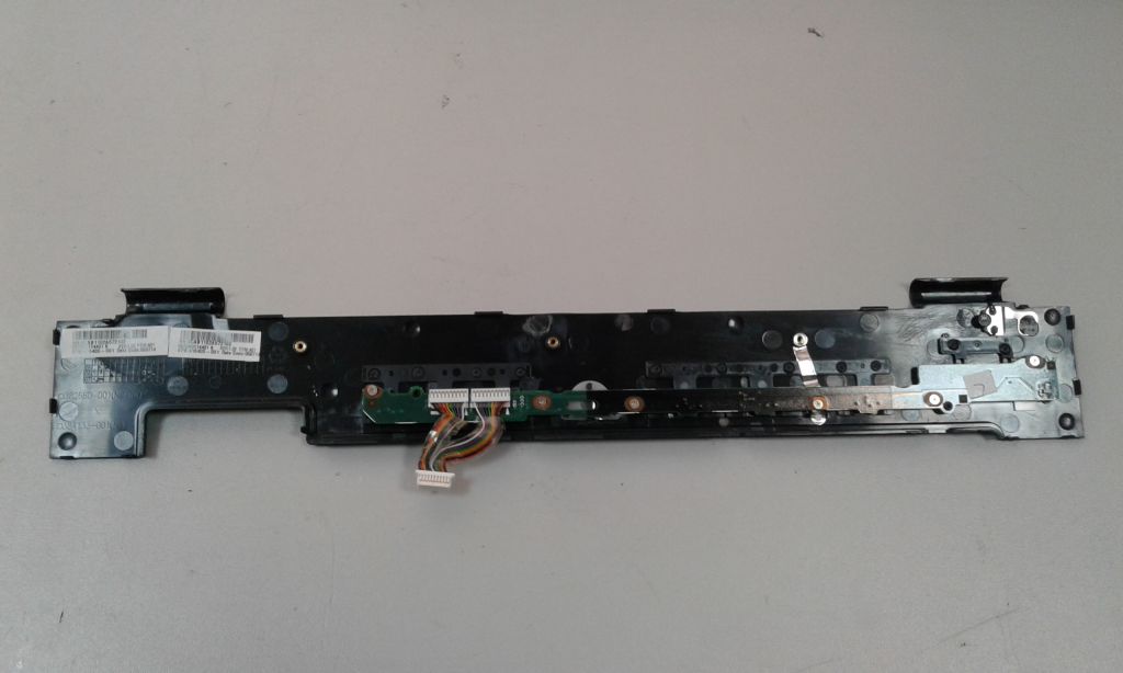Накладка HP Compaq Nc8430 Power Hinge Button Cover 416405-001 - фото фото фото 1