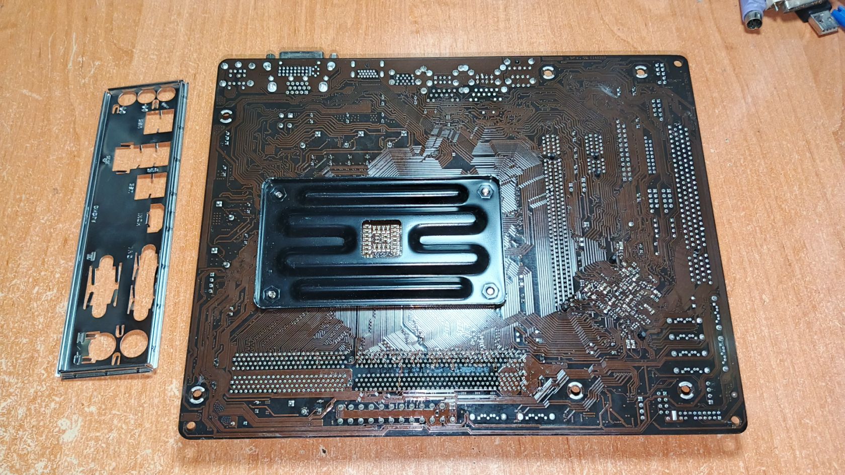 Материнская плата ASRock FM2A78M-HD+   (sFM2/FM2+, AMD A78, PCI-Ex16) - фото фото фото 1