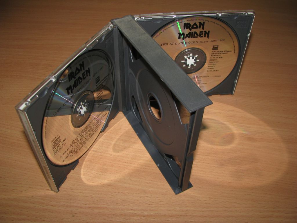 IRON MAIDEN - Live At Donington    (1993 EMI 2CD SET,1st press UK) - фото фото фото 2