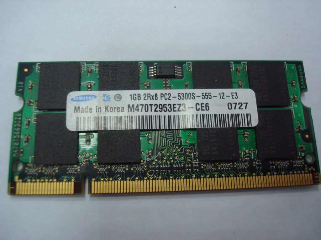 Память Samsung 1GB 667MHz DDR2 PC2-5300S M470T2953EZ3-CE6 - фото фото фото 0
