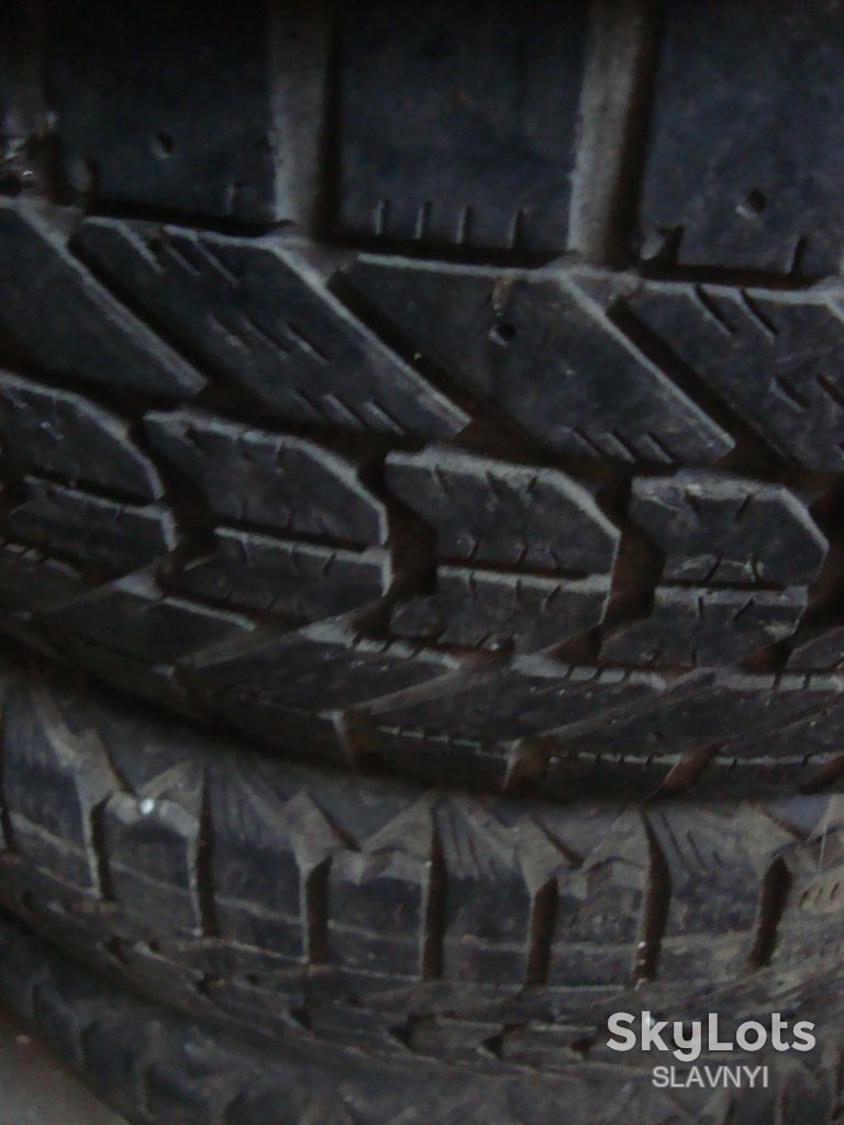 Шини  зимові  225х65х18    R18  Bridgestone - фото фото фото 1