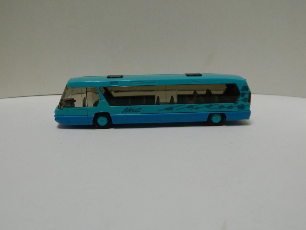 Автобус NEOPLAN Metroliner. RIETZE 1:87 H0  (31725). - фото фото фото 2