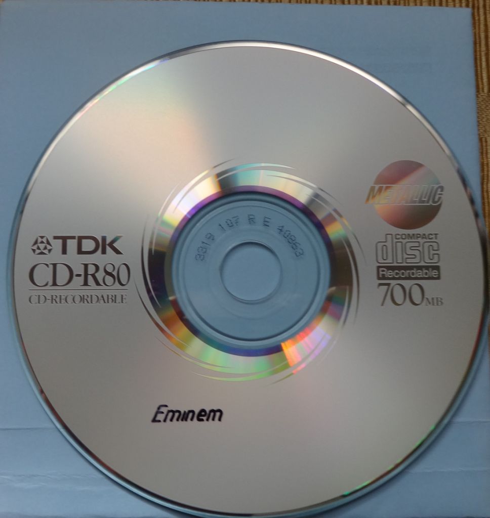 Музыка Eminem  на  CD-диске - фото фото фото 1