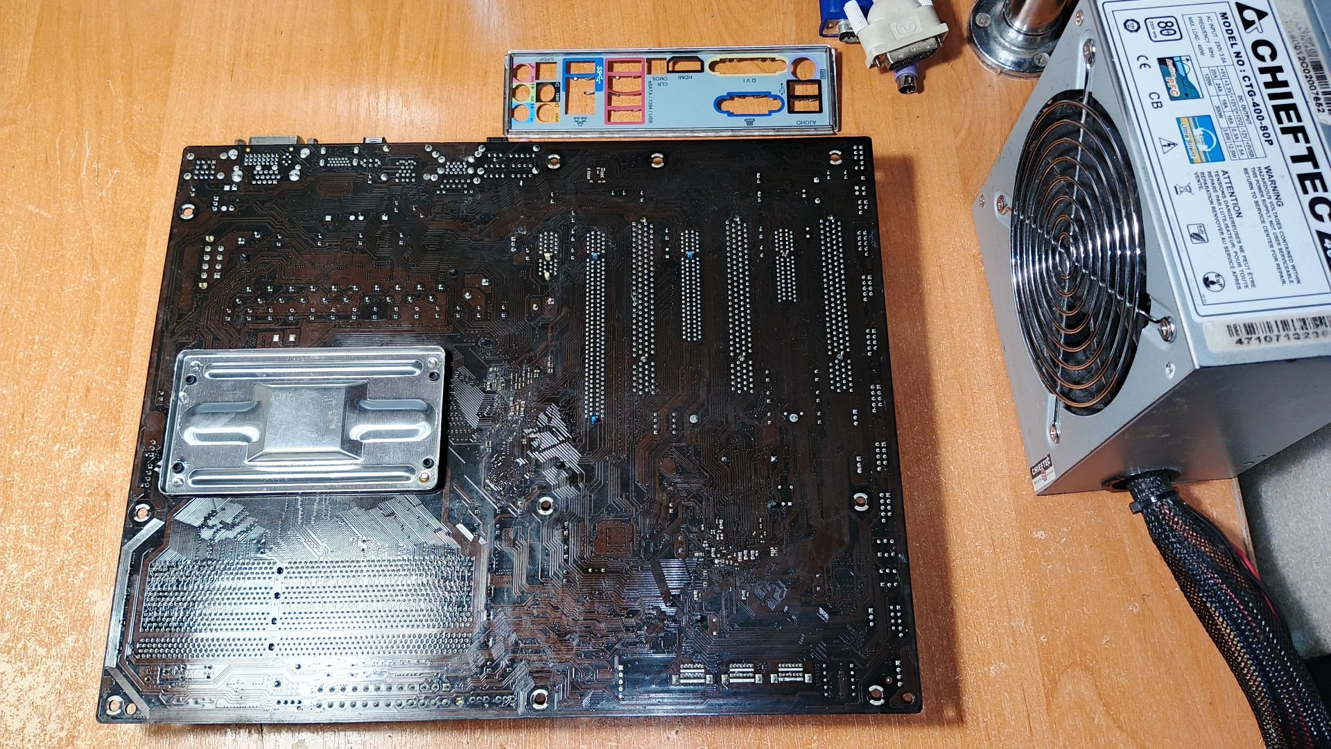 ASRock 890GX Extreme3     ( sAM3, AMD 890GX) #2        (ЧИТАТЬ ОПИСАНИЕ) - фото фото фото 1