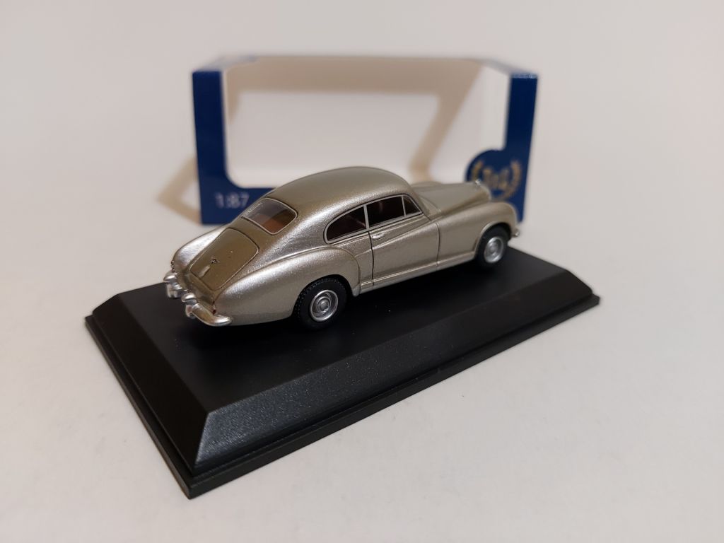 BoS 1:87 Bentley R-Type Continental Franay  (1954) - фото фото фото 3