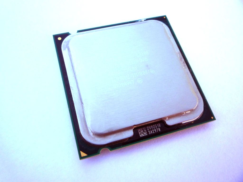 Процесор Intel Celeron Dual-Core E3200 SLGU5 2.40GHz s775 - фото фото фото 2