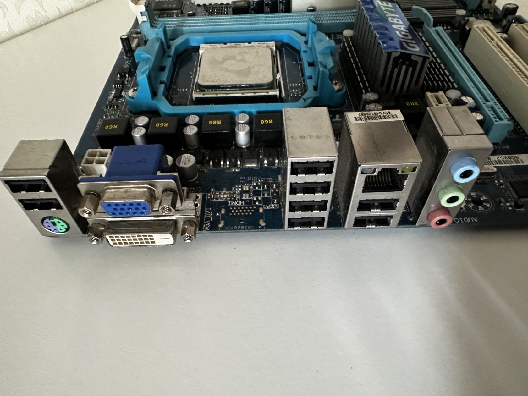 Материнська плата Gigabyte GA-MA78LMT-S2 + Процесор Athlon 255 - фото фото фото 1