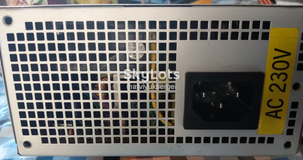 Блок питания SFX GAMEMAX ATX300 Б/У - фото фото фото 3