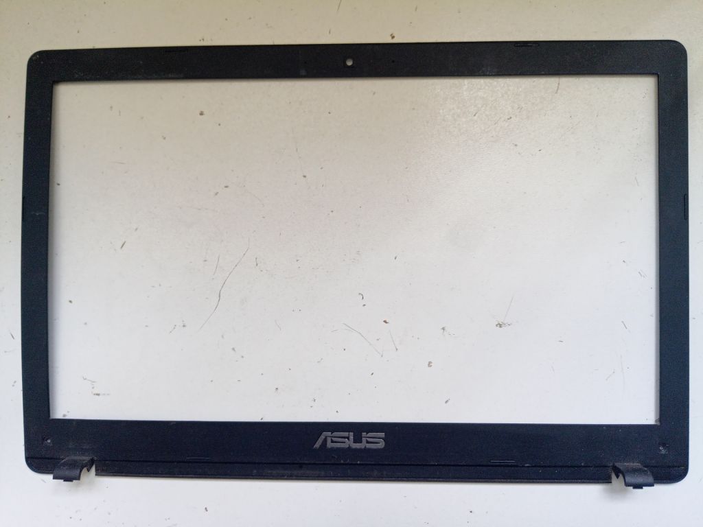 Б/У Рамка кришки матриці на ASUS X550C - фото фото фото 0