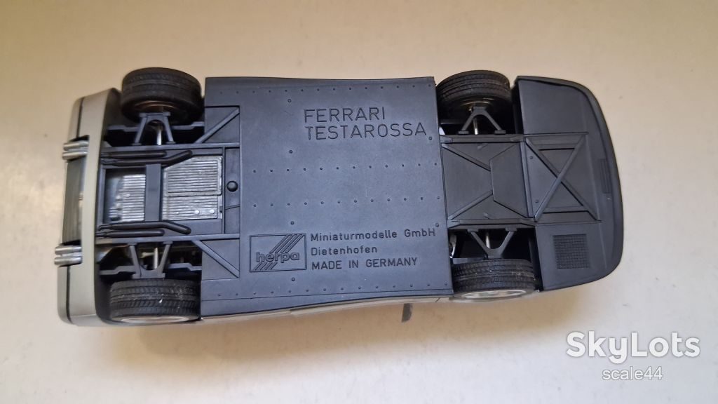 Ferrari Testarossa Spyder.Herpa.1/43 - фото фото фото 5