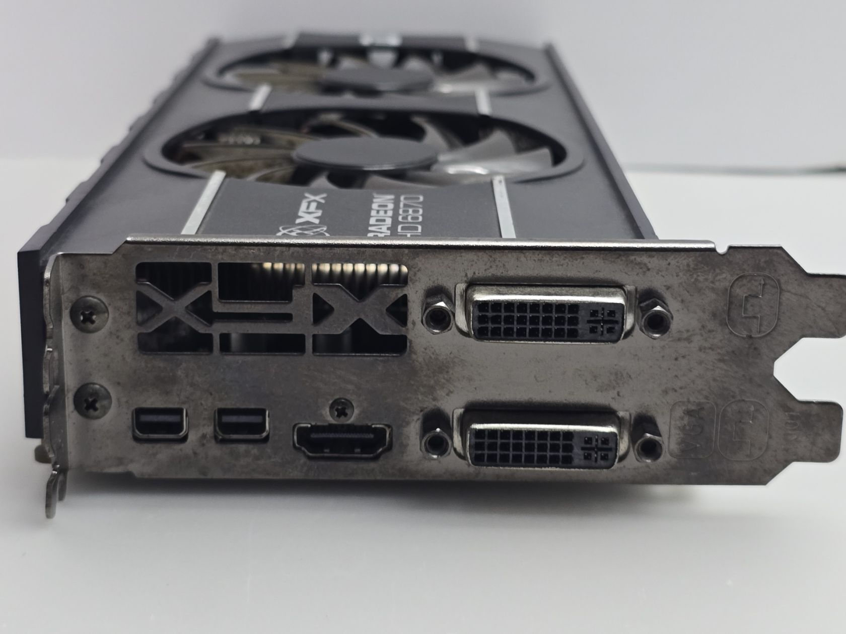 Відеокарта XFX Radeon HD 6870 1GB  (1GB,GDDR5,256 Bit,HDMI,PCI-Ex,Б/у) - фото фото фото 1