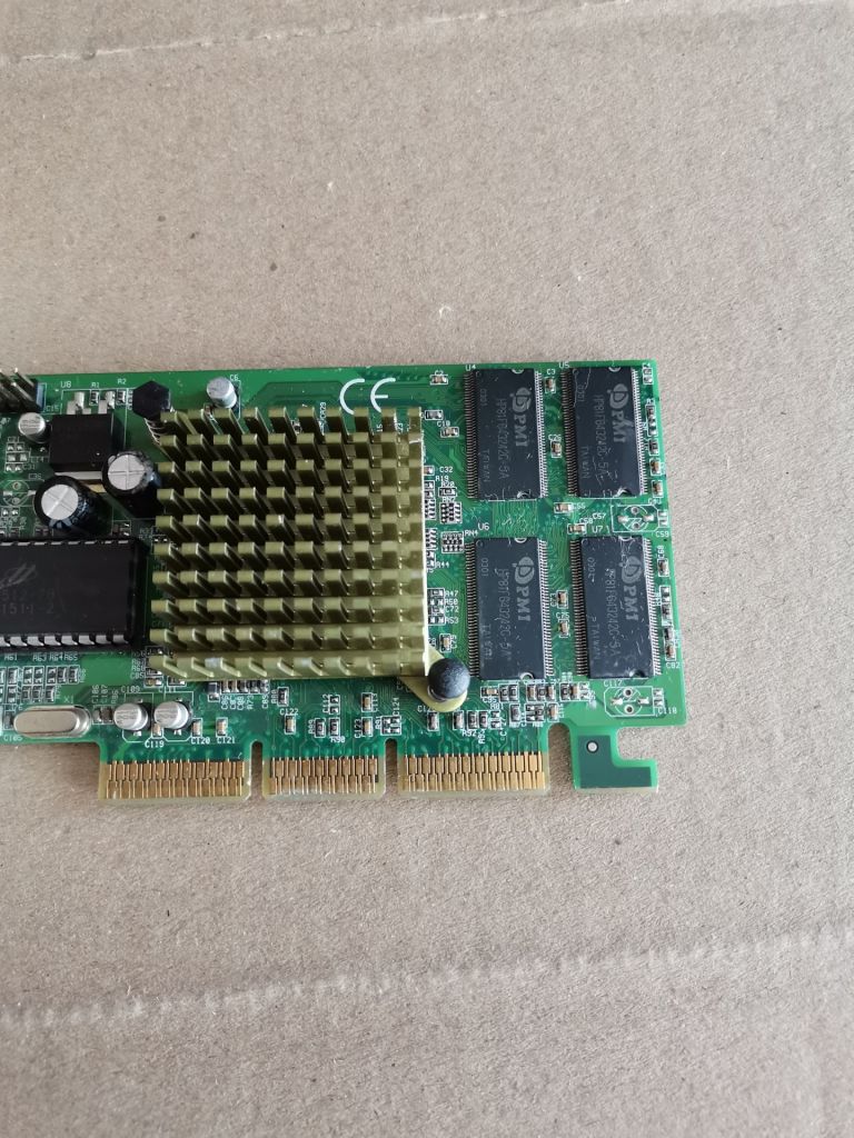 Видеокарта Palit Daytona NVIDIA GeForce2 MX400 32Mb 128bit SDR AGP - фото фото фото 3