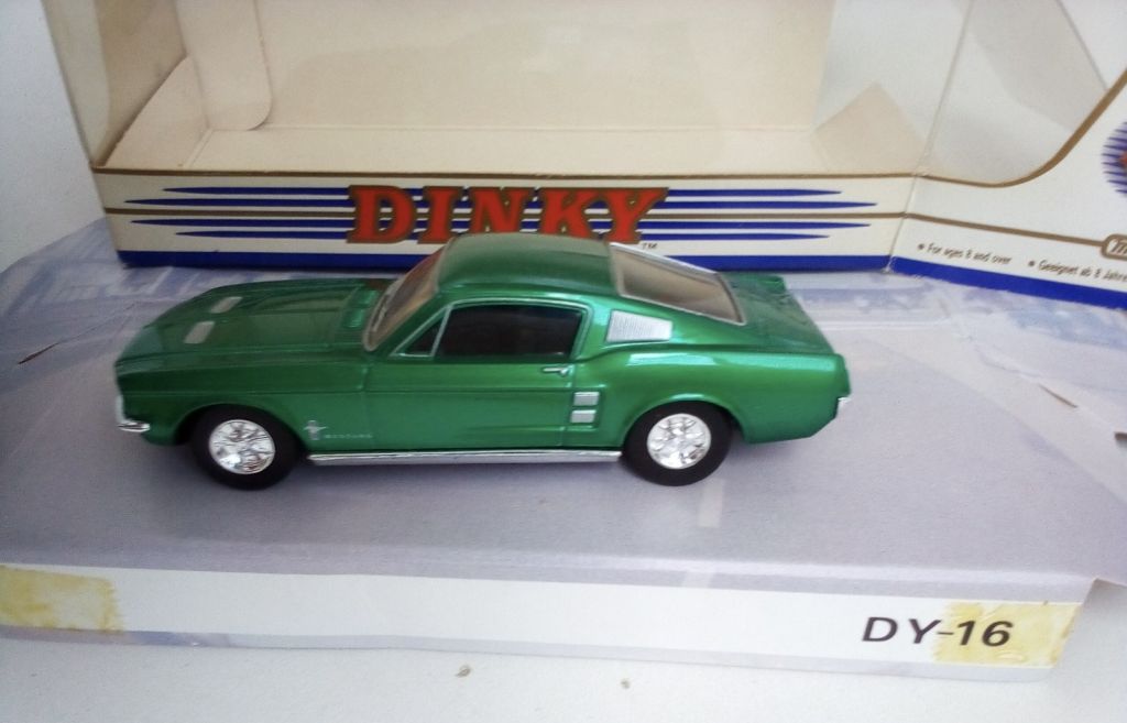 Dinky - DY16 - 1967 Ford Mustang Fast Back 1/43 - фото фото фото 0