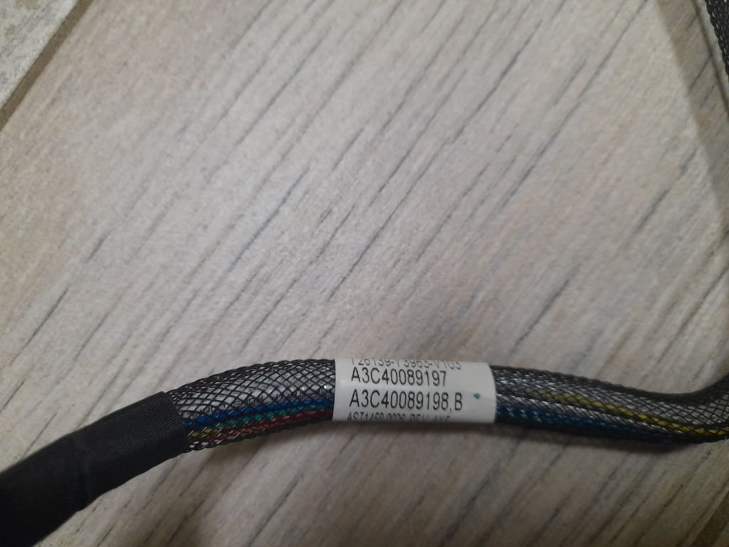 Fujitsu SAS HDD Backplane cable A3C40089197 - фото фото фото 1
