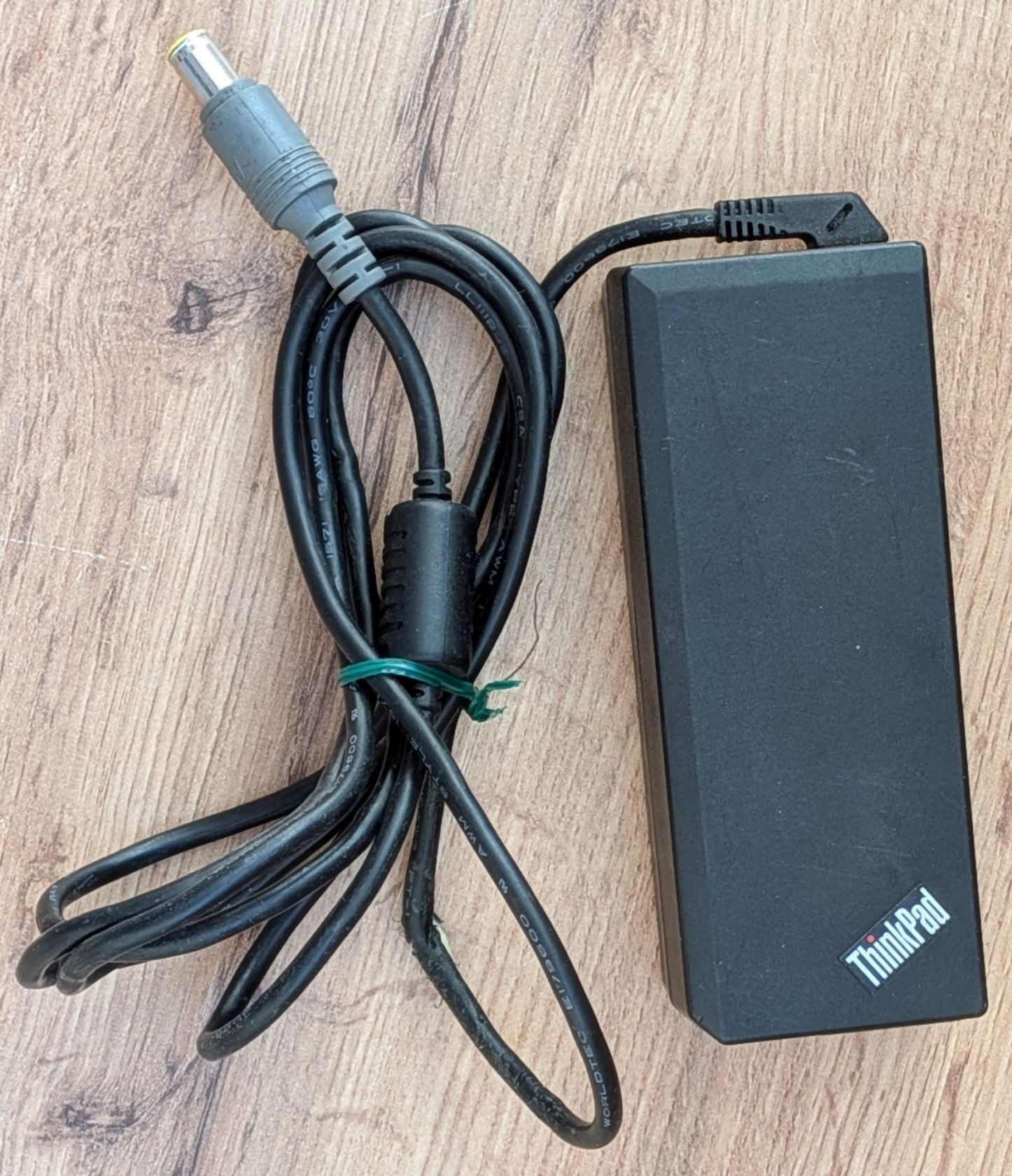 Блок живлення для ноутбука Lenovo PA-1900-17L 20V 4.5A - фото фото фото 0