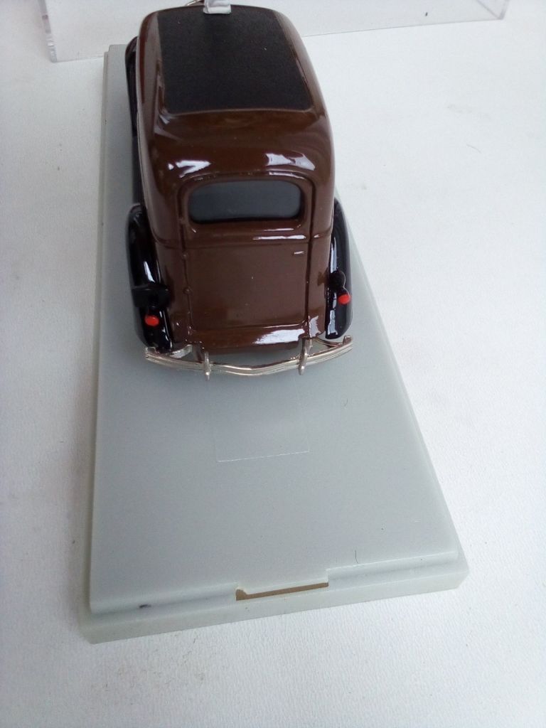 1935 Ford Brown Michelin by Rextoys 1:43 - фото фото фото 4