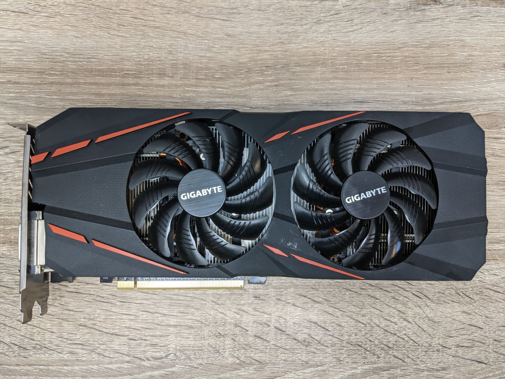 Видеокарта Gigabyte GTX 1060 3GB - фото фото фото 0