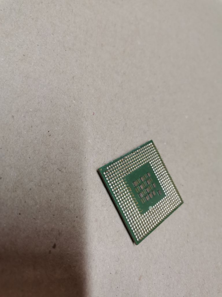 Процессор Intel celeron SL6T2 2.3ghz 128kb 400MHz - фото фото фото 3