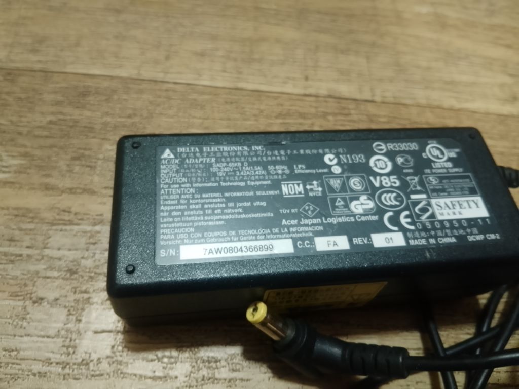 Блок живлення  ac adapter sadp-65kb b  (19v 3.42a) - фото фото фото 1