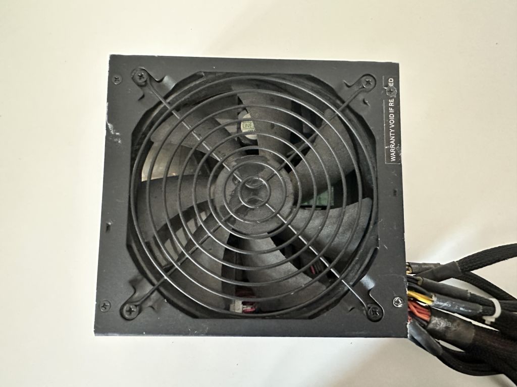 Блок живлення Corsair XT750W - фото фото фото 1