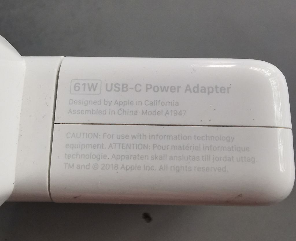 Зарядное устройство для Apple MacBook 61W USB-C Power Adapter A1947 - фото фото фото 1