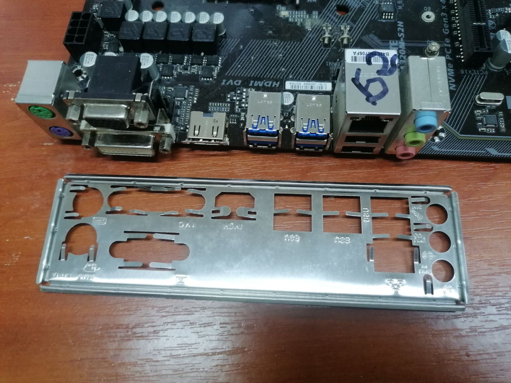 Gigabyte GA-A320M-S2H + AMD Ryzen 5 2600 - фото фото фото 6