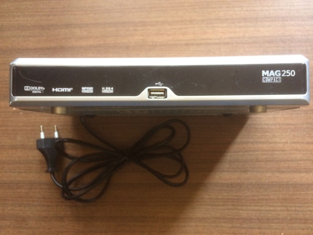 MAG-250 compact IPTV-приставка - фото фото фото 1