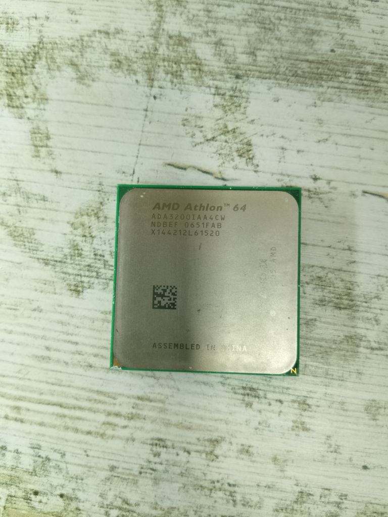AMD Athlon 64 3200+ 2.00GHz/512K/2GT/s  (ADA3200IAA4CW) sAM2 #62 - фото фото фото 0