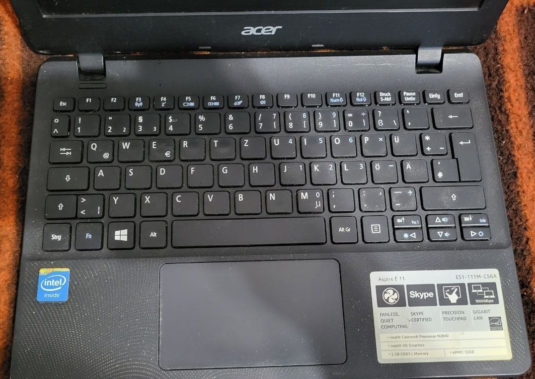 Нетбук Acer Aspire E 11 Celeron N2840 - фото фото фото 1