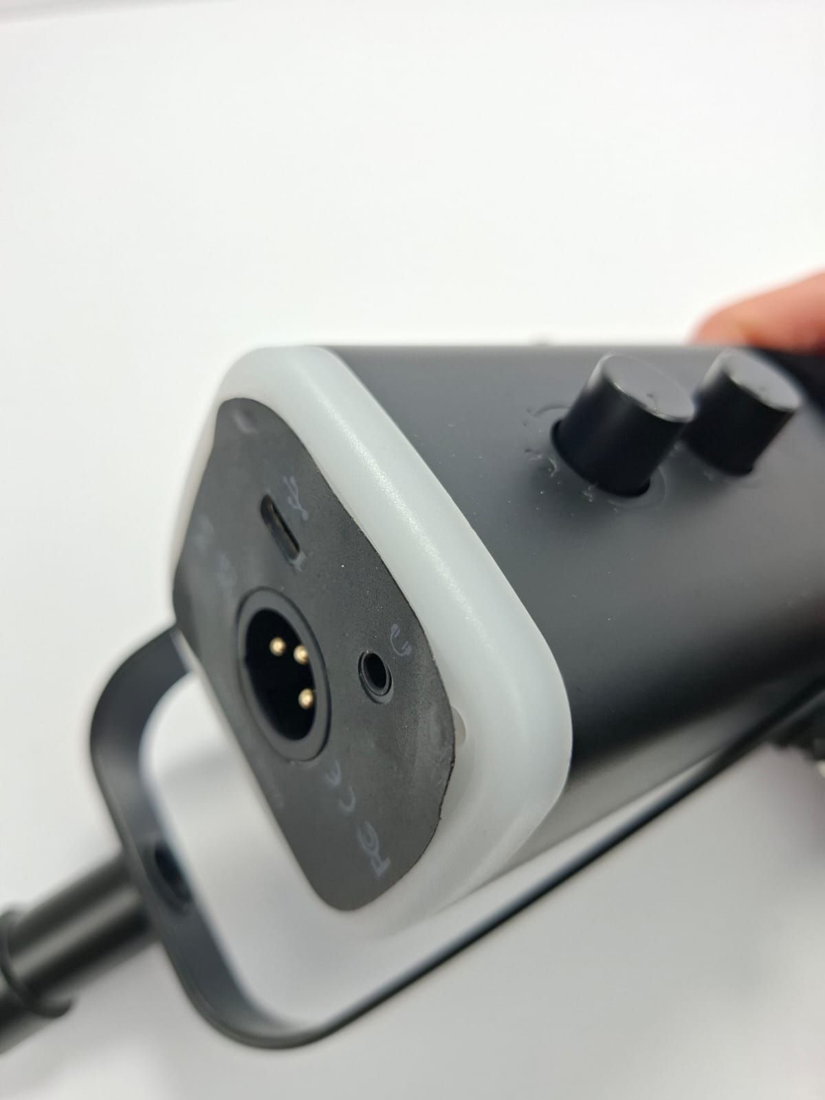 Студійний мікрофон FIFINE AM8 USB/XLR з RGB-підсвічуванням - фото фото фото 5