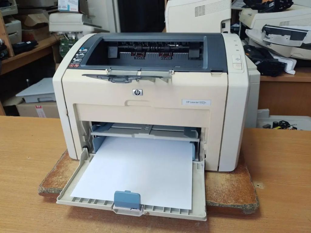 Лазерный принтер HP LaserJet 1022n с сетью  (Б/У) - фото фото фото 2