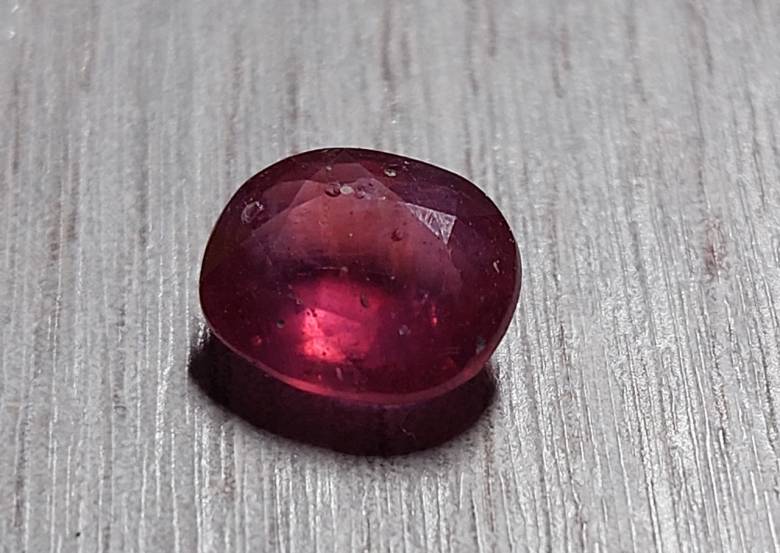 Рубин   2.68 Ct.  8.6 x 7.4 x 3.8 mm - фото фото фото 3