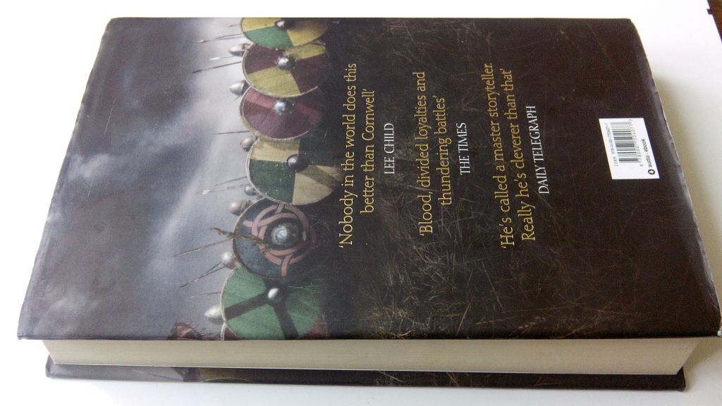 Bernard Cornwell. Warriors of the Storm. - фото фото фото 2