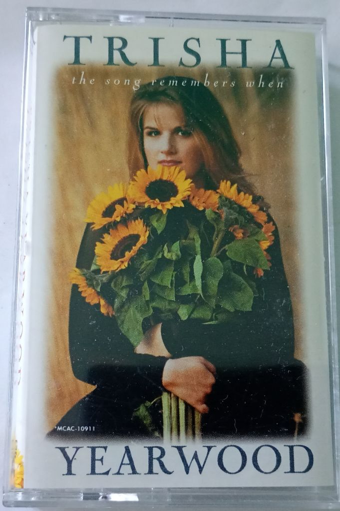 TRISHA YEARWOOD The Song Remembers When. Cassette US - фото фото фото 0