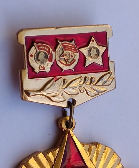 Знак "Военная академия Генерального штаба ВС СССР" им. К.Е.Ворошилова - фото фото фото 2