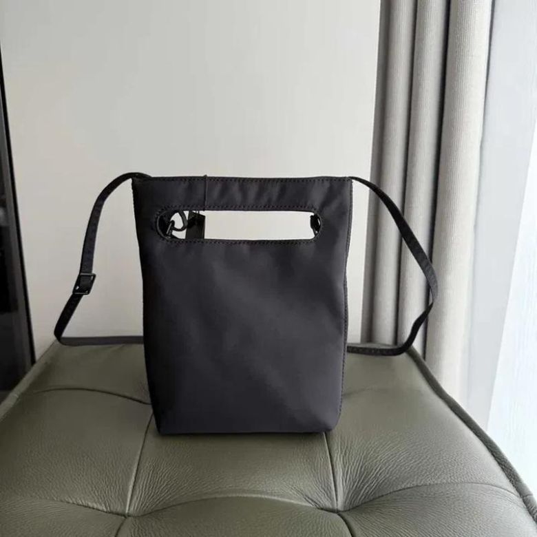 Міні сумка y-3 yohji yamamoto mini bag jp4746 black - фото фото фото 1
