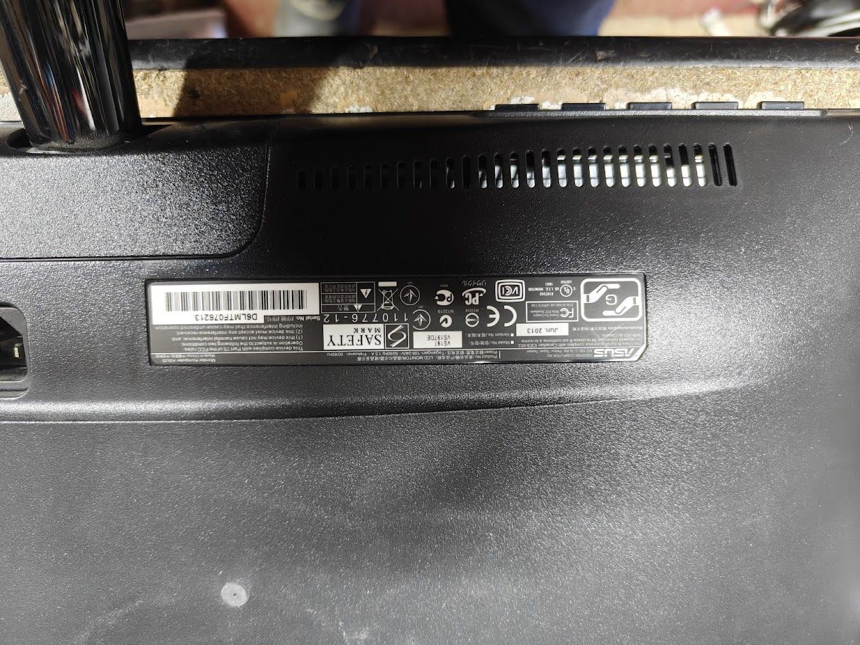 Широкоформатный LED монитор 19 дюймов ASUS VS197DE № 26120319 - фото фото фото 2