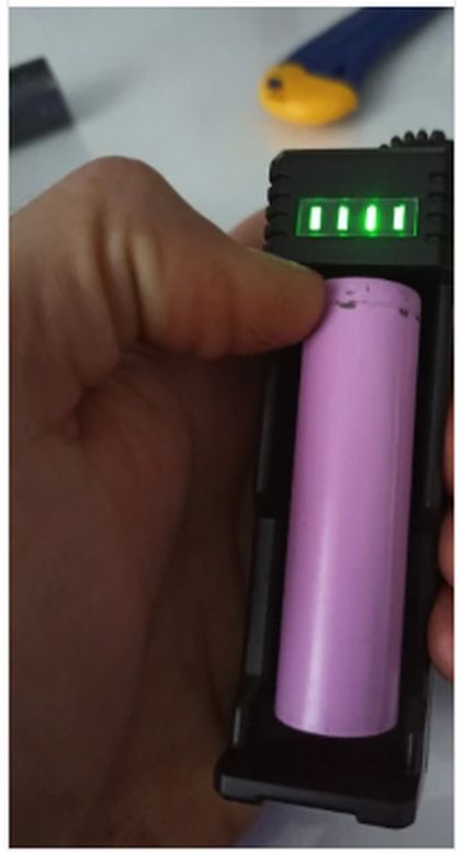 Зарядний пристрій USB для літієвих акумуляторів. - фото фото фото 11