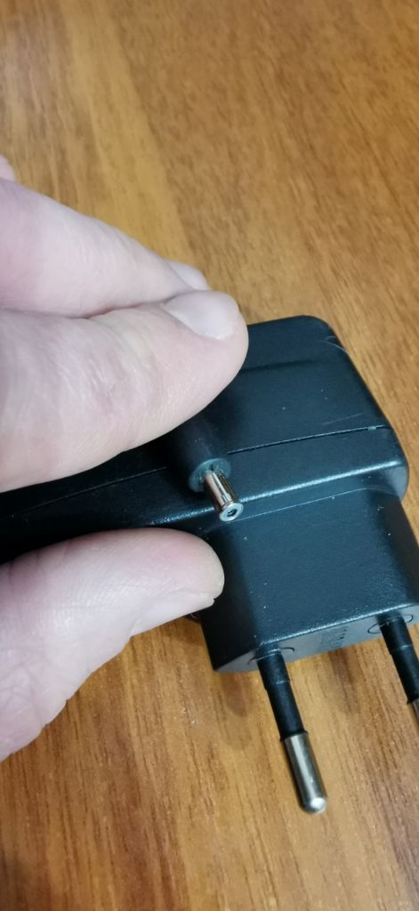 Блок питания/зарядное Logitech DSA-5P-05   (5.25V - 0.5A) - фото фото фото 1