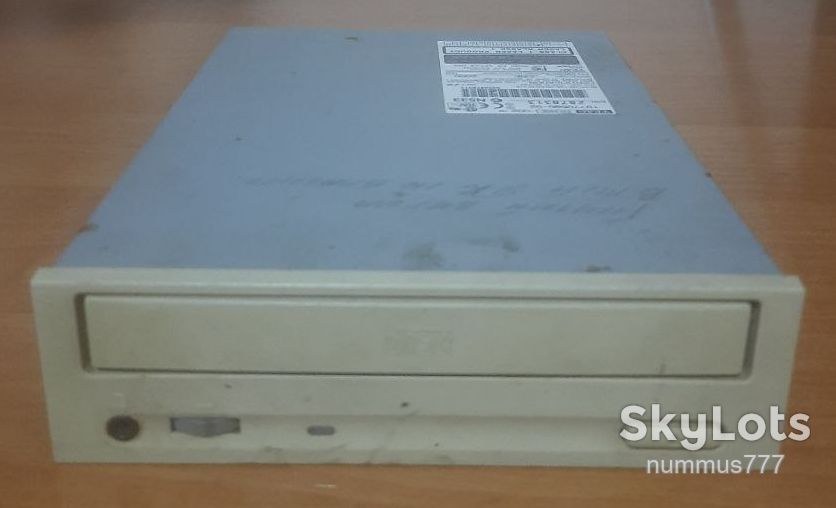 Привід CD-ROM TEAC CD-540E IDE Невідомий стан (читати опис) + подарунок - фото фото фото 0