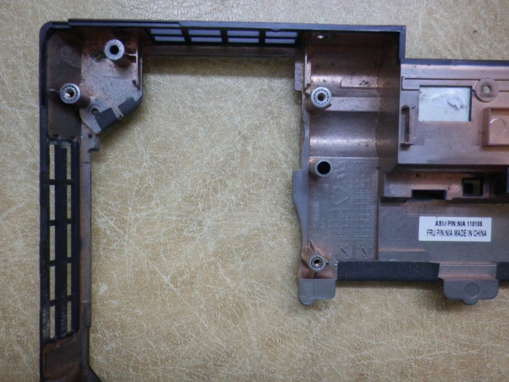 Б/У Корпус низ без сервісної кришки на Lenovo SL510 - фото фото фото 2