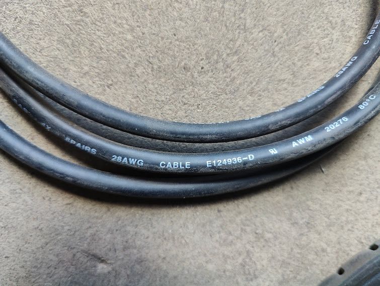Серверный кабель Foxconn E124936-D 1M SAS 4x 8Pairs 26AWG Cable № 252105104 - фото фото фото 2