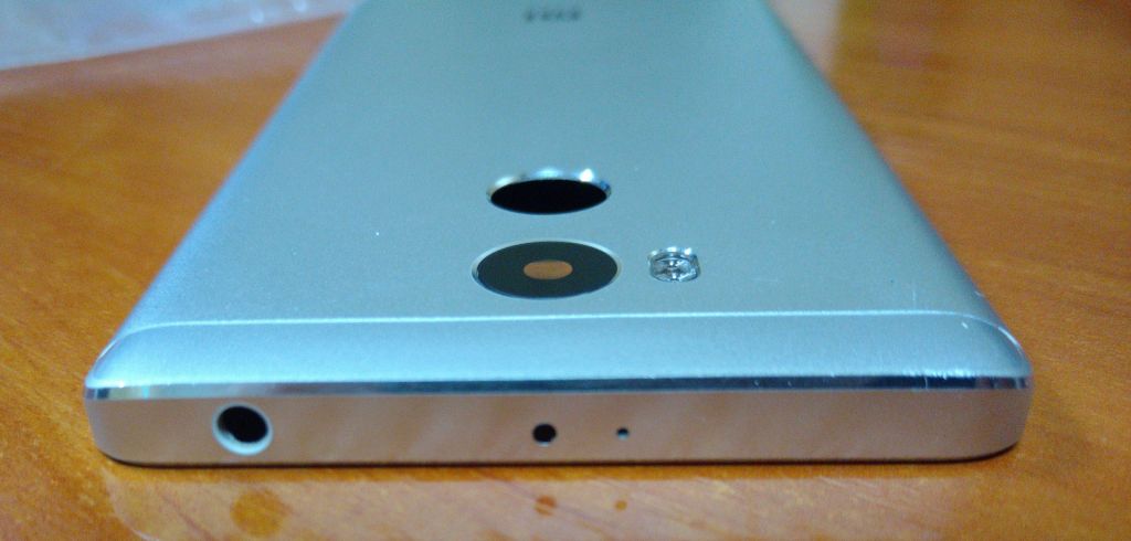 Крышка Xiaomi Redmi 4 Prime/Pro Silver ORIGINAL БУ - фото фото фото 1