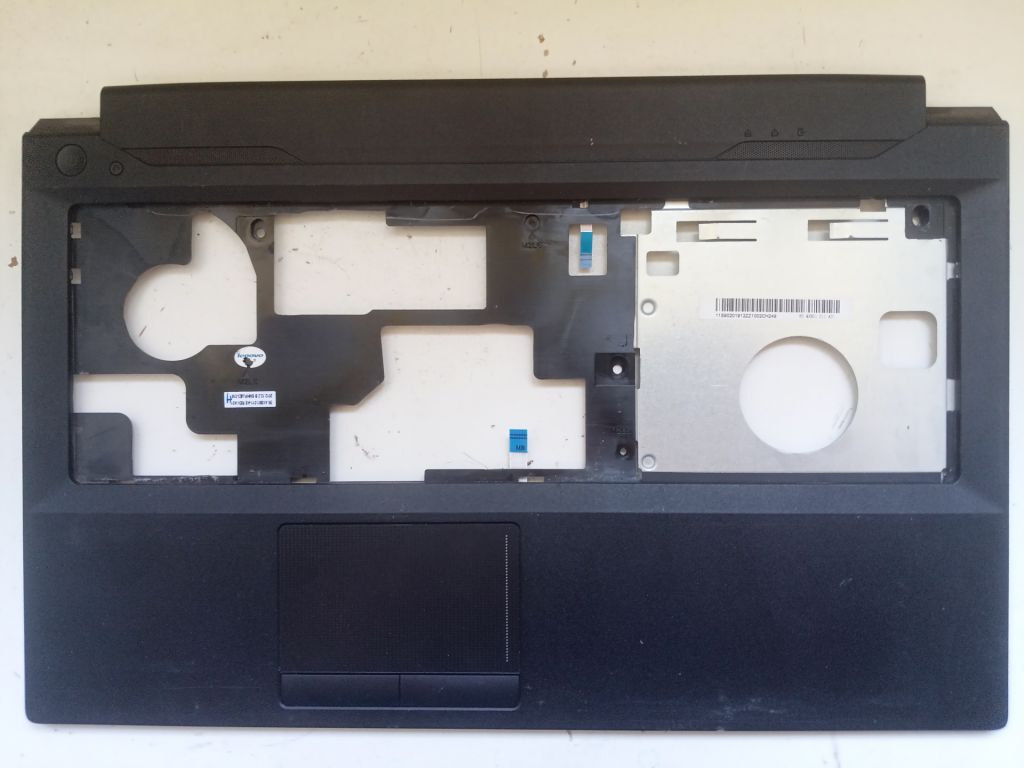 Б/У Топкейс Lenovo B590 - фото фото фото 0