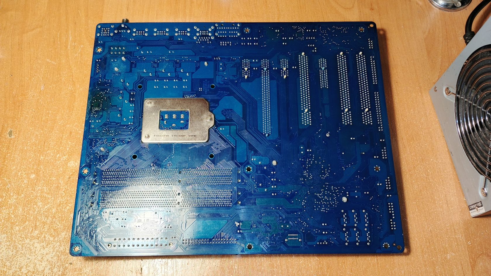 Материнская плата Gigabyte GA-P55-UD3     (s1156, P55 Express, PCI-Ex16)#2 - фото фото фото 2