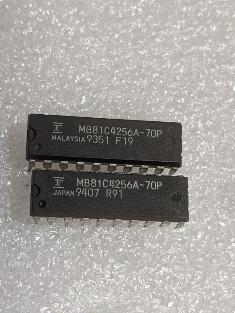 MB81C4256A-70P  256K x 4-Bit Low Power DRAM - фото фото фото 0
